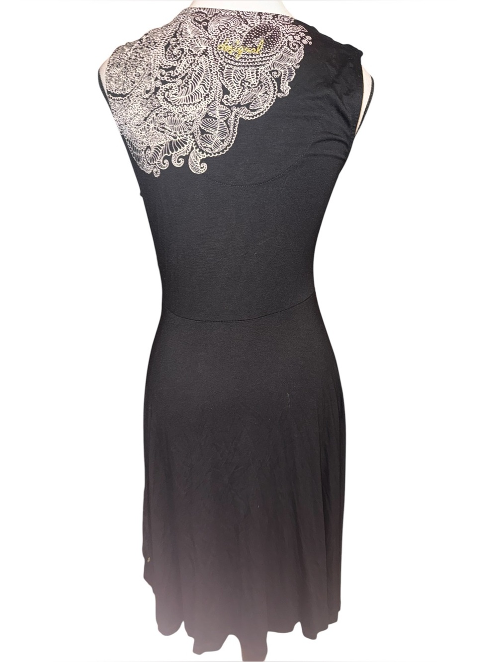 Desigual Black Sleeveless Keyhole Dress with Floral Accents. Small - Picture 4 of 6